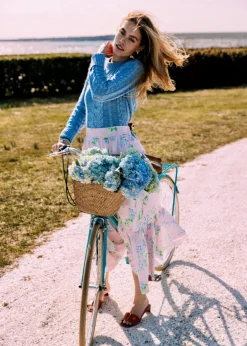 Hydrangea Garden Skirt